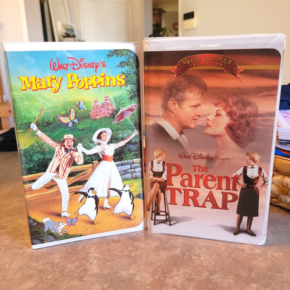 Walt Disney Mary Poppins & The Parent Trap VHS Tape Vault Collection Collectible